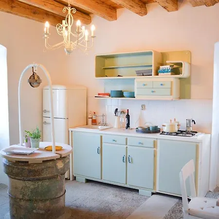 Sleeps 8 With Wifi Villa Brovinje